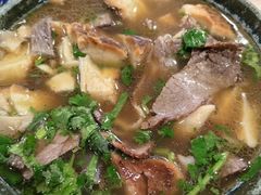 -清真·白家牛肉罩火烧老店(育才街店)