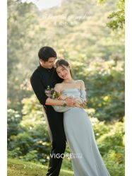 -雪中彩影婚纱摄影·微光艺术中心