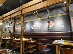 大堂-唯成•韩国炭火烤肉 유성고기