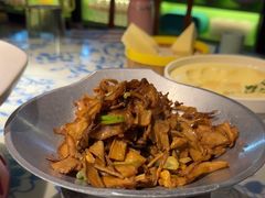 -卢大鲜鱼头捞饭(美利广场店)