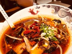 -渝是乎酸菜鱼(龙旗购物中心店)