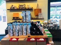 -星巴克(迪士尼小镇店)