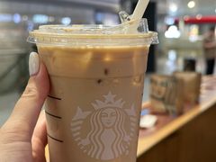 -星巴克(上海虹桥站2A检票口)