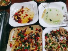 -苗湘食府(十年店)