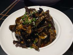 -粉墨特色菜·烧烤音乐酒馆