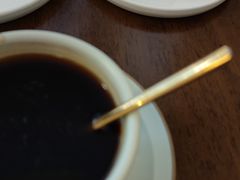 开心果树莓泡芙-Ten Olives甜点