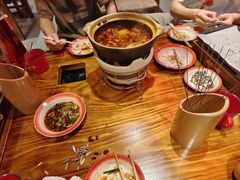 -东方一串·鲜肉小串·小酒馆(壹航城店)