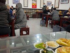 -牛一嘴·兰州牛肉面·大盘鸡(财富中心店)