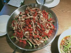 -费大厨辣椒炒肉(万家丽一店)