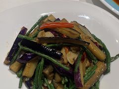 豆角爆茄子-阿西娅食府(中关村店)