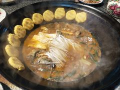 -山里屯铁锅炖(哈尔滨中央大街店)