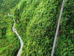 -鹿院坪生态旅游景区