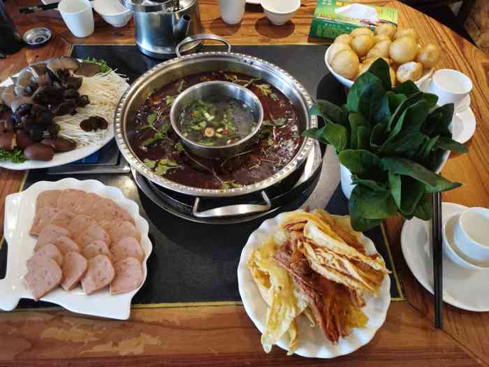 清真葛记红焖羊肉(新飞总店)-"回到大河南吃好久都没吃的羊肉啦我记得
