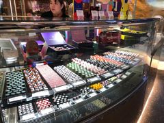 杏仁牛奶蛋糕卷-视博茶点(美狮美高梅店)