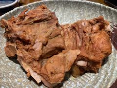 特色大铁锅烀腔骨-95号酱骨·一块豆腐(展春园西路店)
