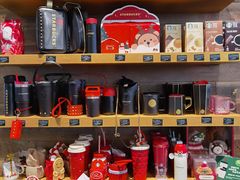 零售区-星巴克(绵阳涪城凯德店)