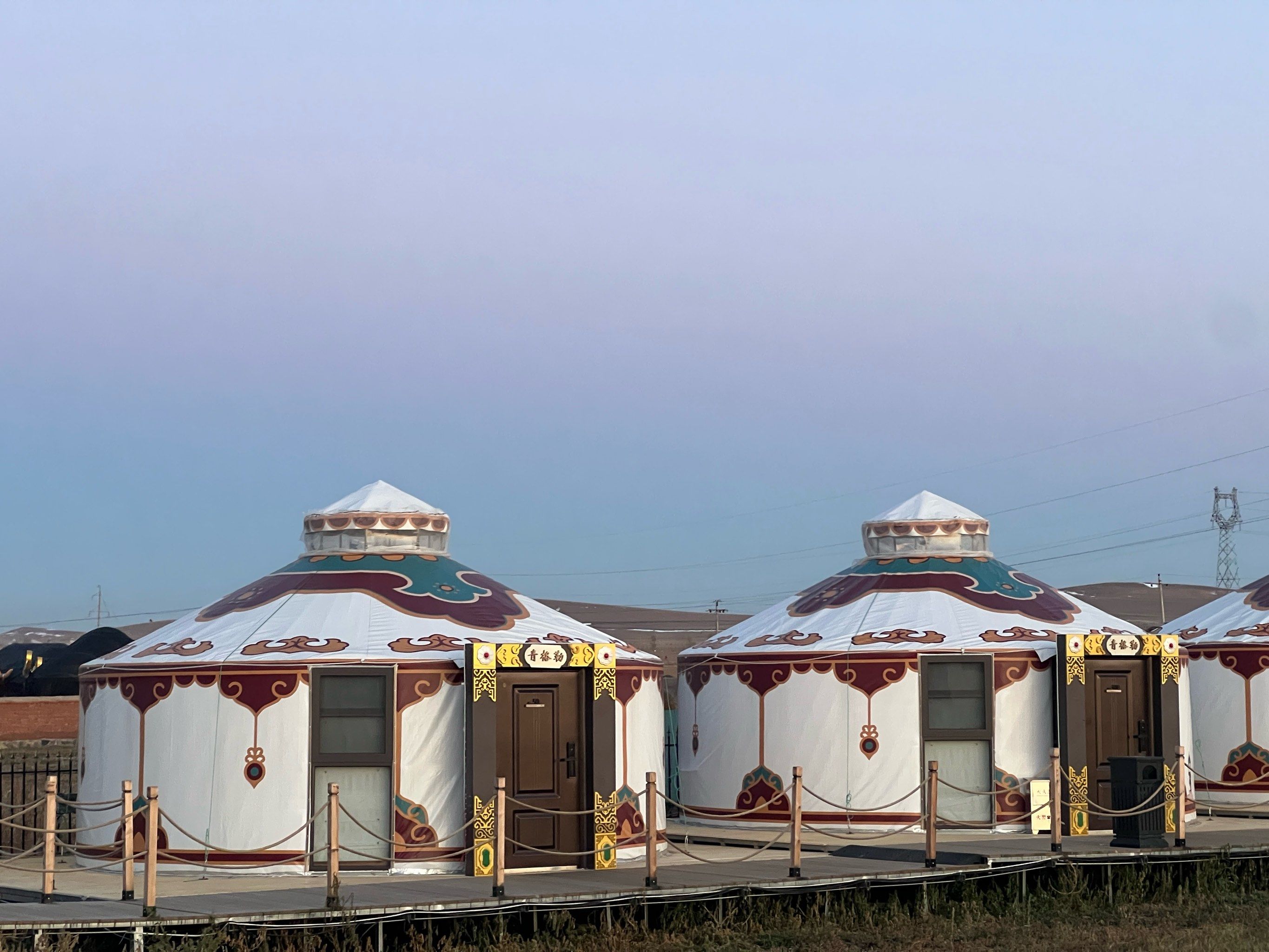 在大草原住蒙古包是什么体验