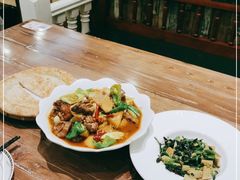 -清真·玛丽亚新疆菜主题餐厅(浙江中路店)