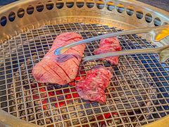 -铭牛烧肉·和牛海鲜自助(高新月牙湖店)