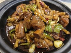 -江城燕子大排档(江汉路步行街店)