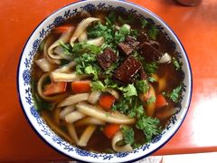 牛肉刀削面-清真老马牛肉拉面馆(上海路店)