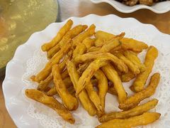 蛋清炸沙虫-明记海鲜美食老字号(明记总店)