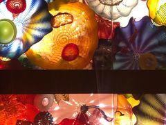 -奇胡利玻璃艺术园