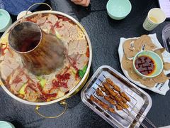 -撒拉人家.酸菜牦牛肉火锅