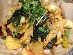 -红渡小香·牛肉麻辣香锅(车站南路店)