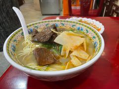 -金杨拉面王小吃面馆·牛三宝面·红烧牛肉粉