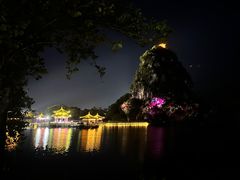 -星湖旅游景区七星岩