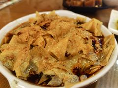-三鞭一花·独一处·元英砂锅(海光寺店)