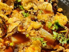 -大众跷脚牛肉馆·非遗传承单位(峨眉山店)