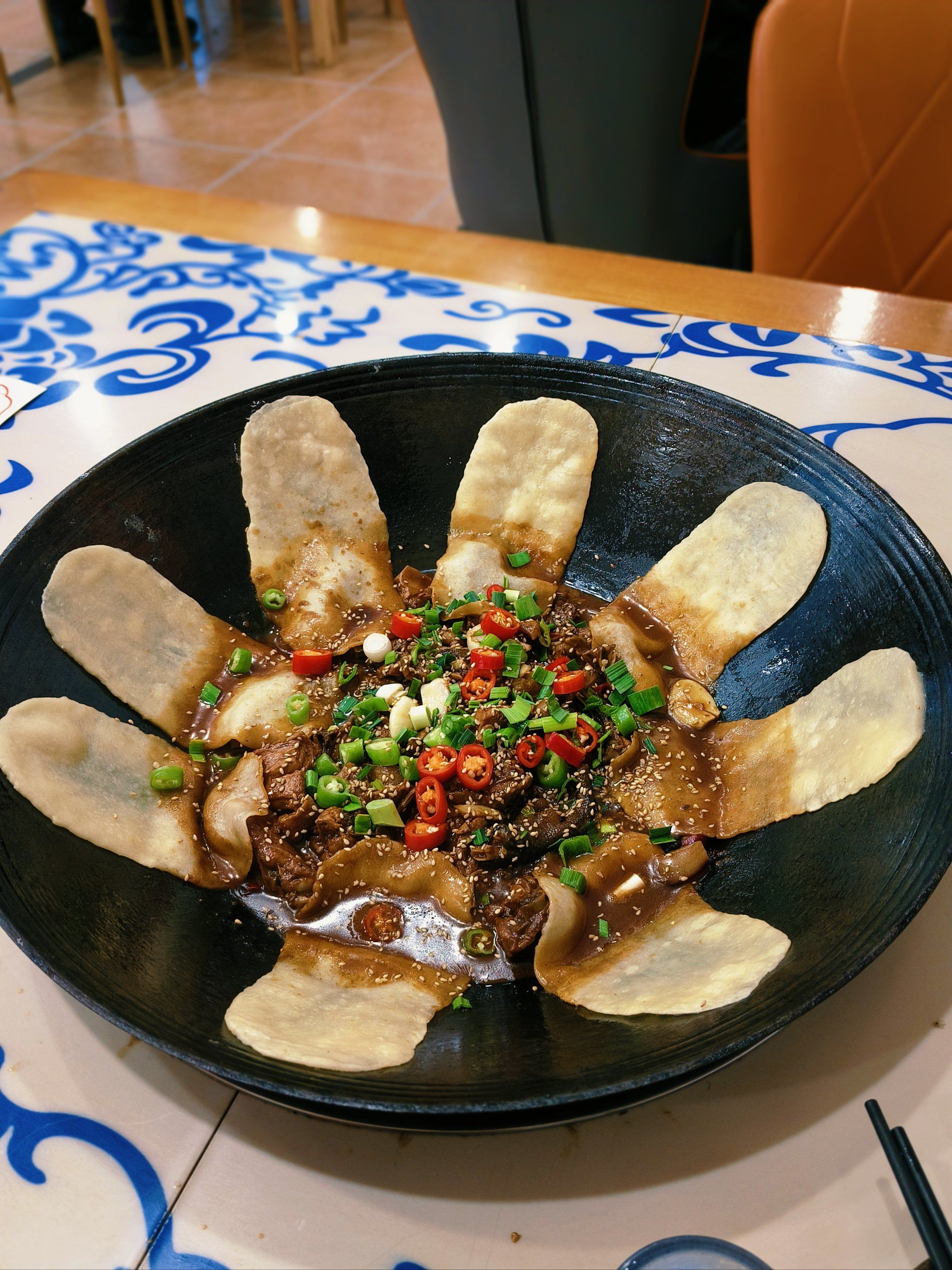 地锅鸡➕贴饼