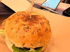 -必胜客(尹山湖歌林公园店)