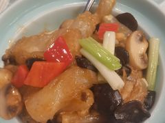 鲜笋口蘑烧蹄筋-庄隐阁(悠方广场店)