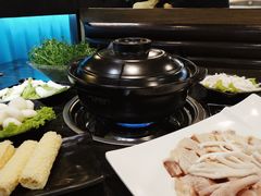 -东椰·海南椰子鸡火锅(朝阳门店)