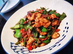辣椒炒肉-鸽子侯·家宴·平价海鲜(市图书馆店)