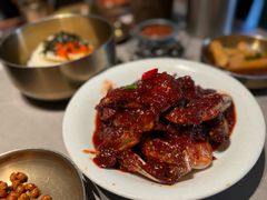 -草家酱蟹炭火烤肉店(珲春南路一店)