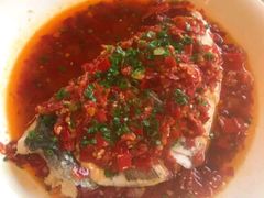 剁椒鱼头-香山家宴