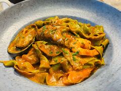 海鲜自制菠菜宽面-G+KITCHEN(龙湖狮山天街店)