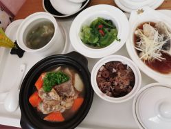 -菁幼月子会所(儿童医院店)