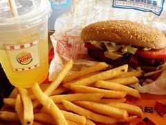 狠霸王鸡堡-汉堡王(华发中央公园店)