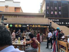 -一品江湖烧烤餐厅
