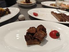 -庖丁兄弟干式熟成牛排自助餐厅(仁恒伊势丹店)