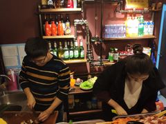 -小草屋轰趴馆别墅派对新场团建家庭聚会
