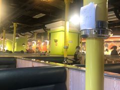 -爱客得牛排海鲜烤肉·火锅自助(春熙路黑金好店)