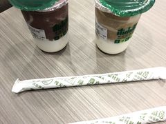 -林小柔绿豆沙牛乳(陆家嘴店)