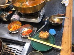 -臻牛烤肉