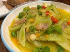 青椒炒腊肉-裕丰农家菜·面